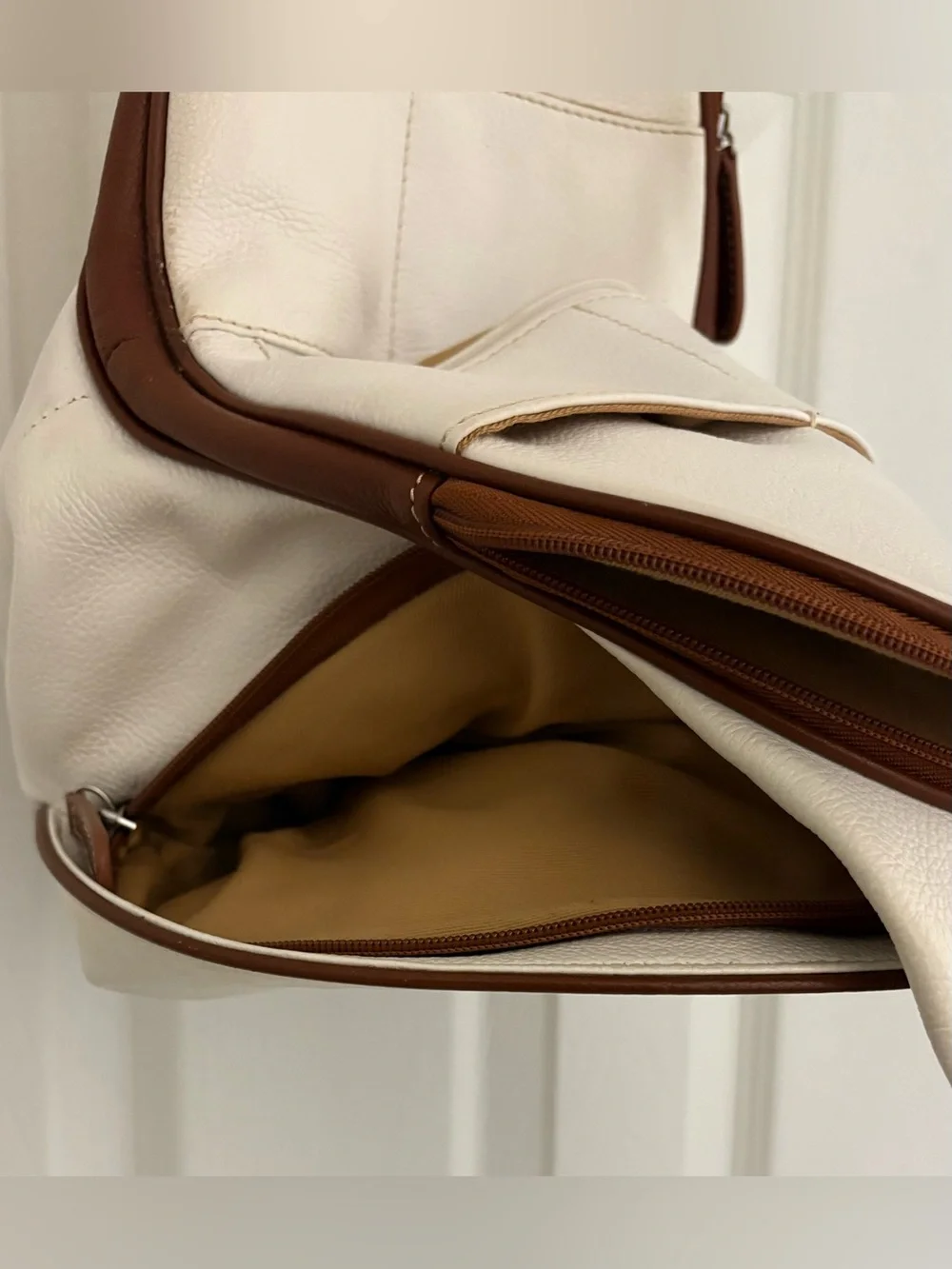 CLARK’s Women’s Leather White Sling Bag with Brown Trim